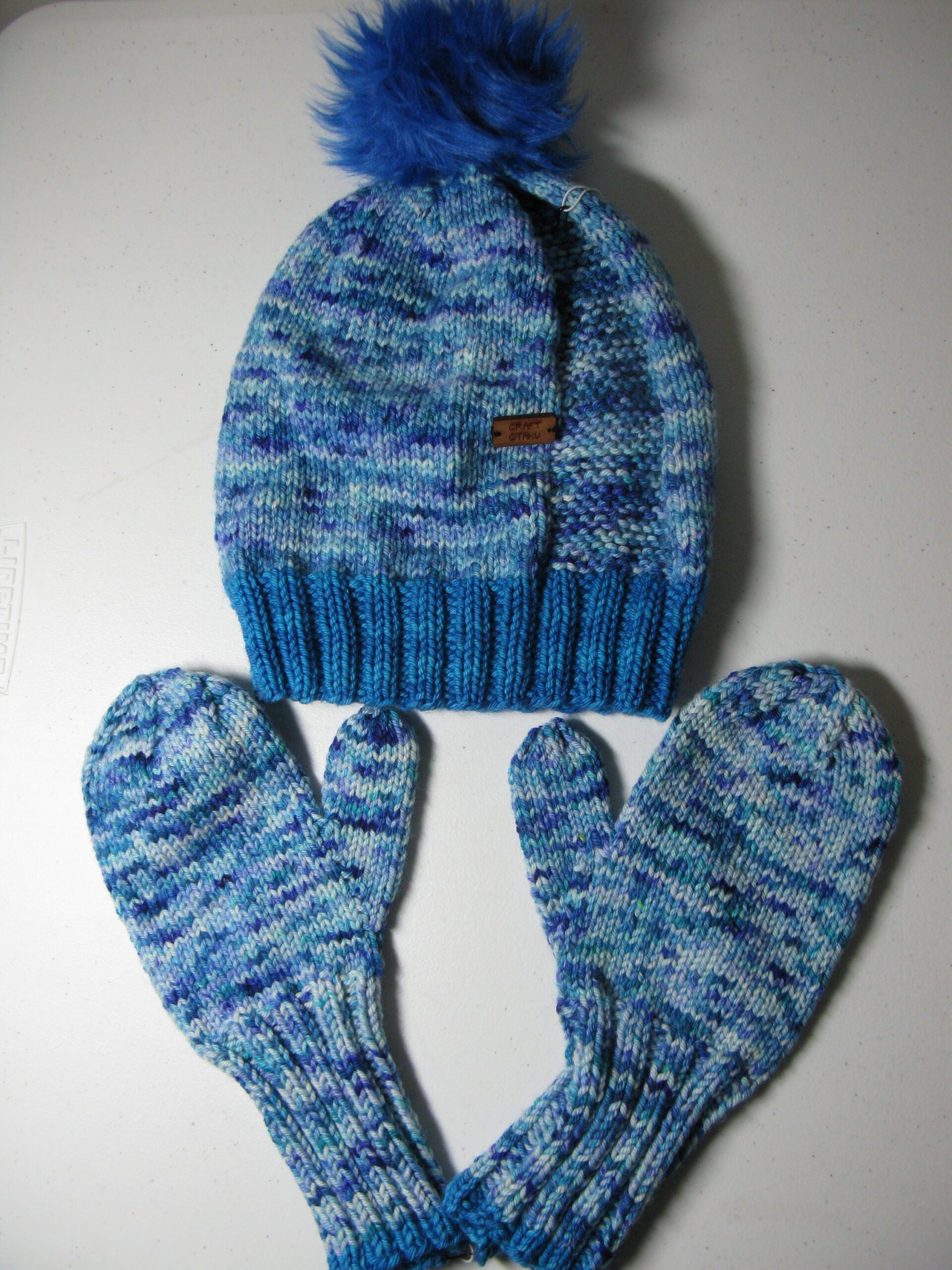Hand Knit wool beanie and matching mittens - blue speckles - merino wool and cashmere