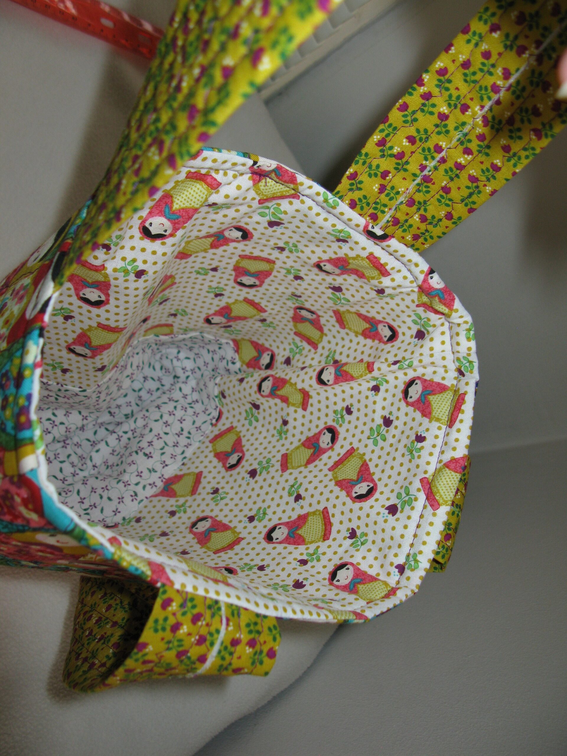 Quilted tote bag made from Russian Matryoshka Doll fabric (imperfect reduced price) - Image 9